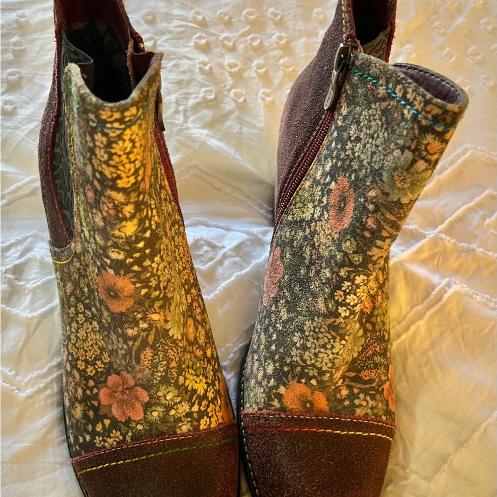 Floral Patterned Ankle Boots